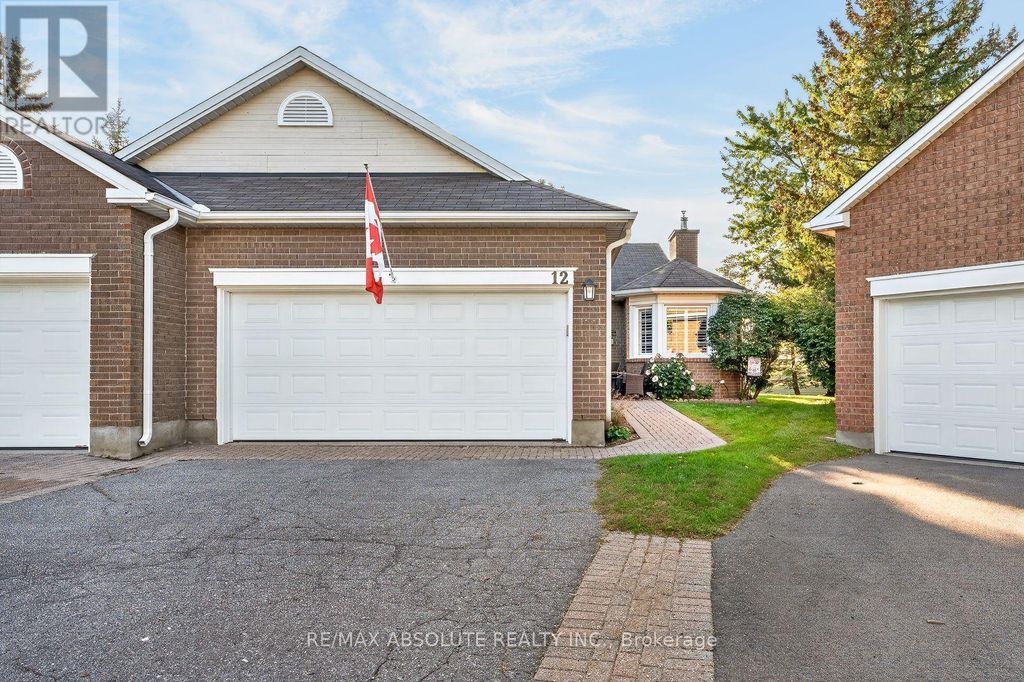 12 Oyster Bay Court, Ottawa