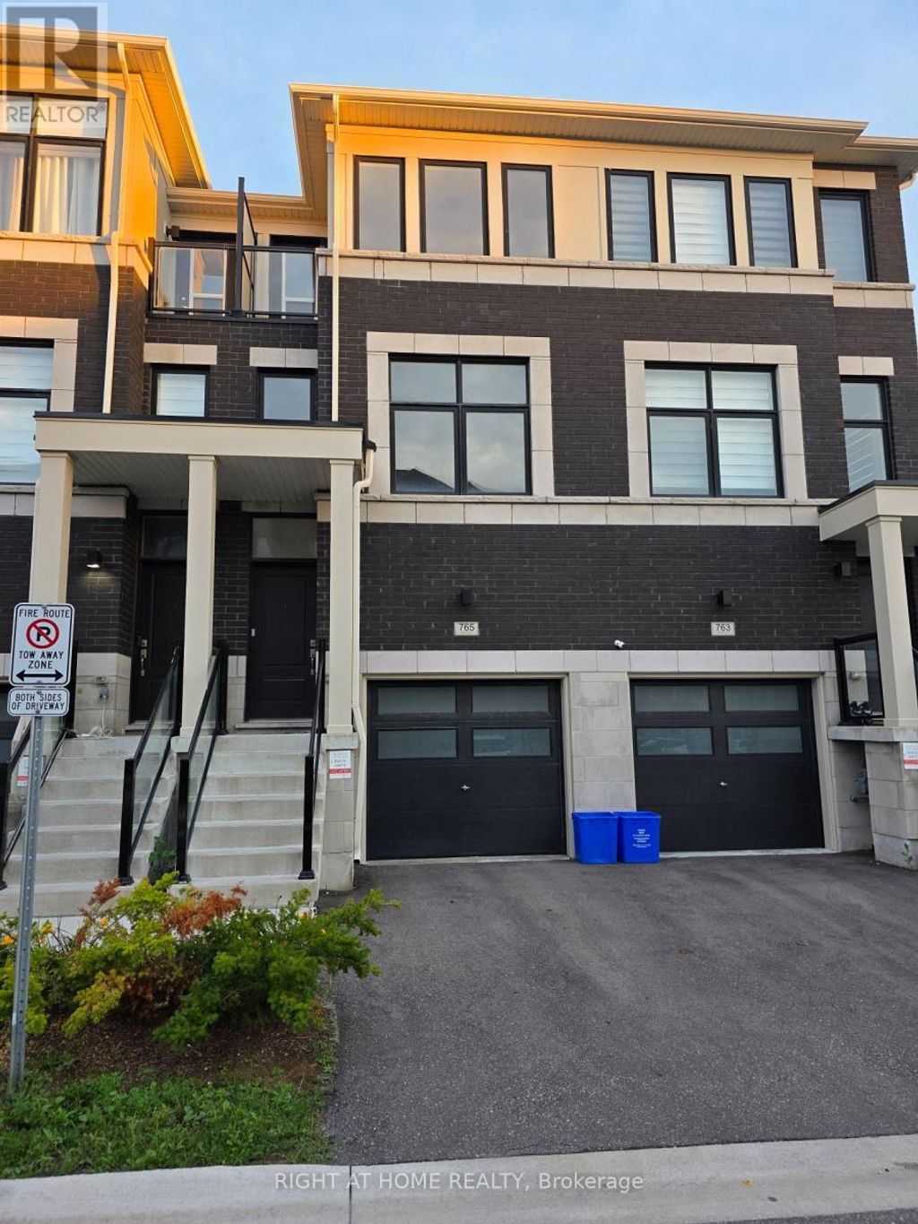 765 Eddystone Path, Oshawa (donevan)