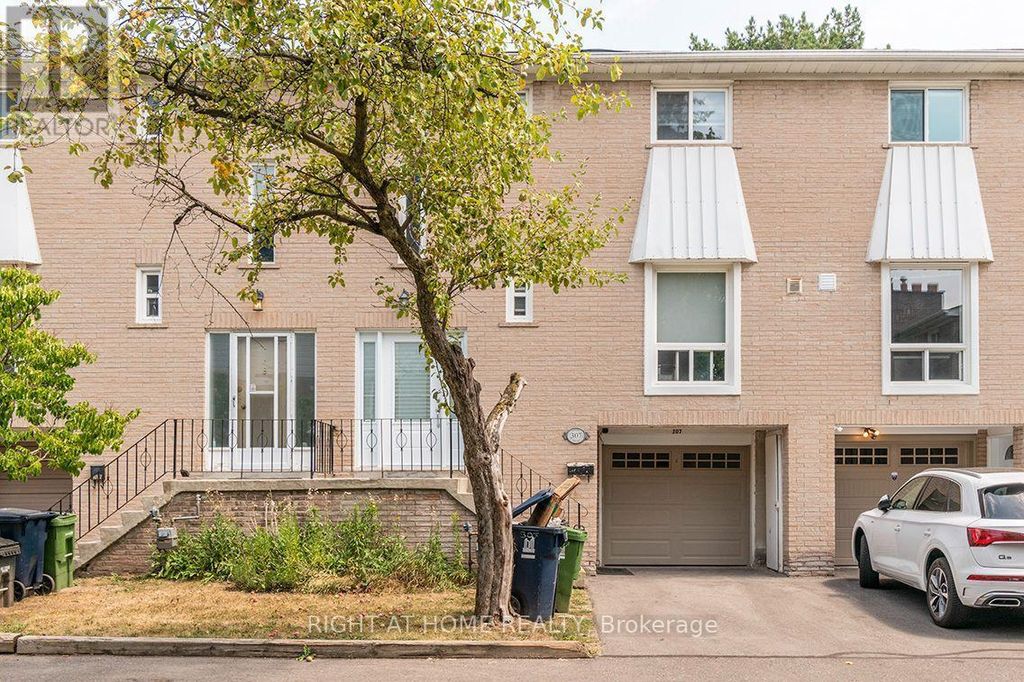 307 - 19 Liszt Gate, Toronto (hillcrest Village)