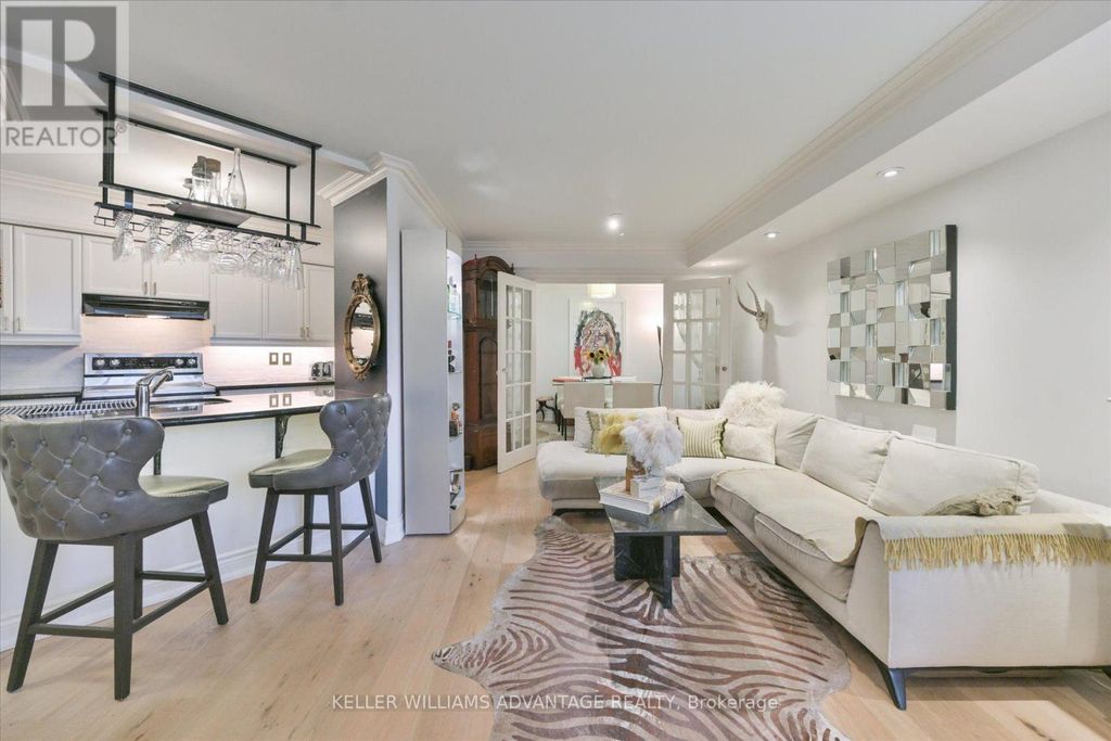 601 - 300 Balliol Street, Toronto (mount Pleasant West)