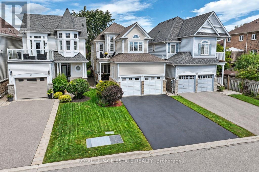 15 Waterbridge Way, Toronto (centennial Scarborough)