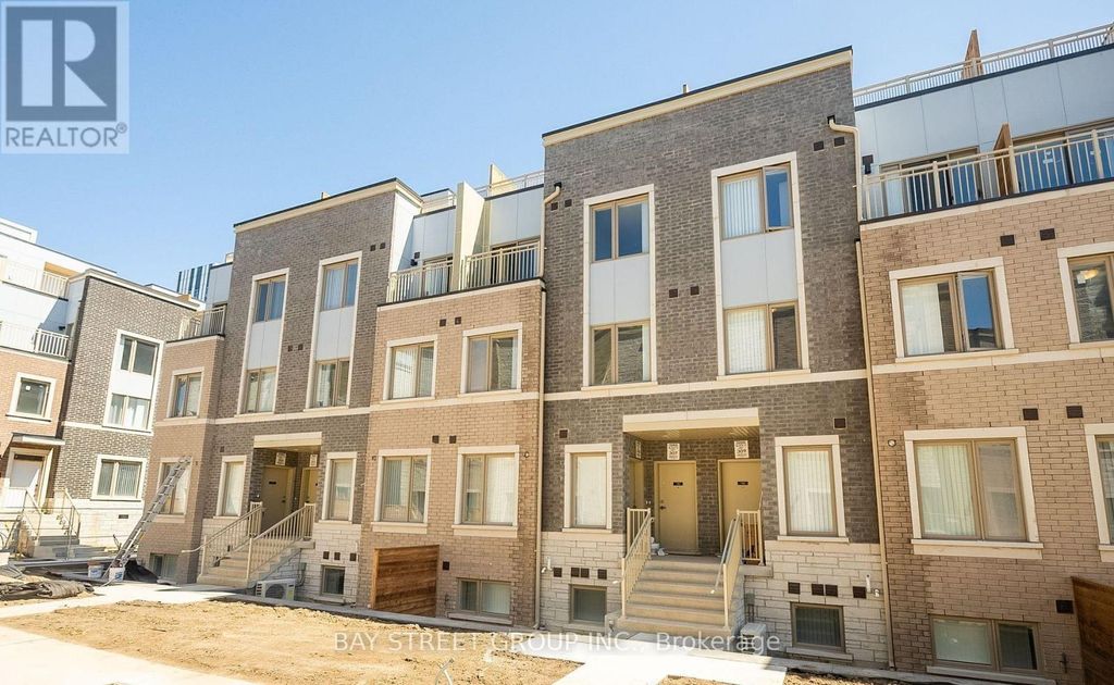 Th166 - 151 Honey Crisp Crescent, Vaughan (vaughan Corporate Centre)