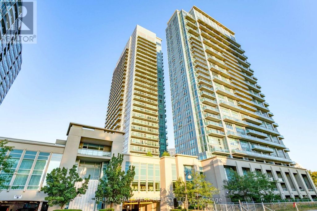 824 - 165 Legion Road N, Toronto (mimico)