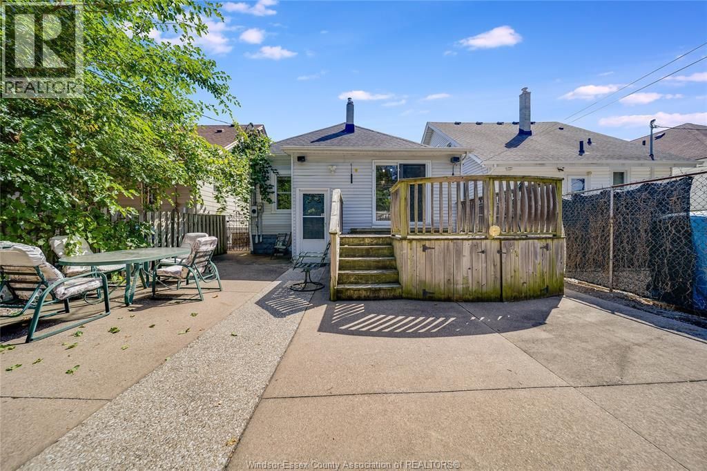 2024 Ottawa Street Unit# Back, Windsor