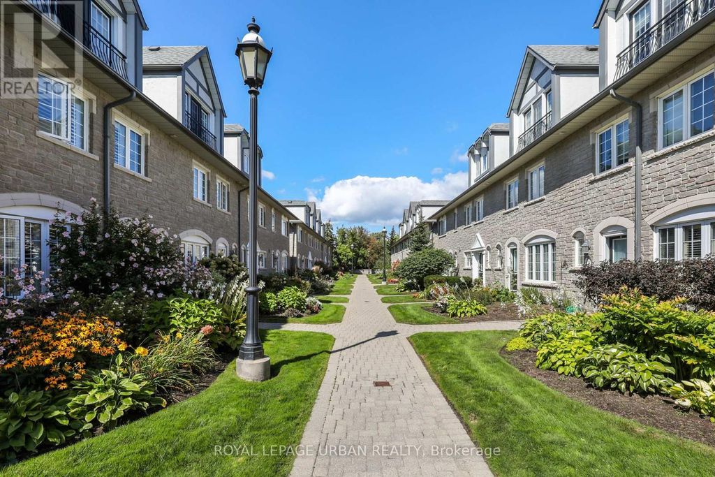 157 - 1995 Royal Road, Pickering (village East)
