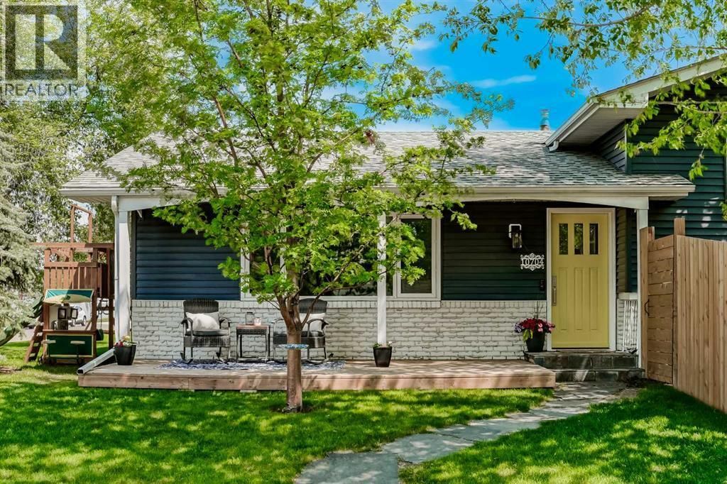 10704 Maplecrest Road Se, Calgary