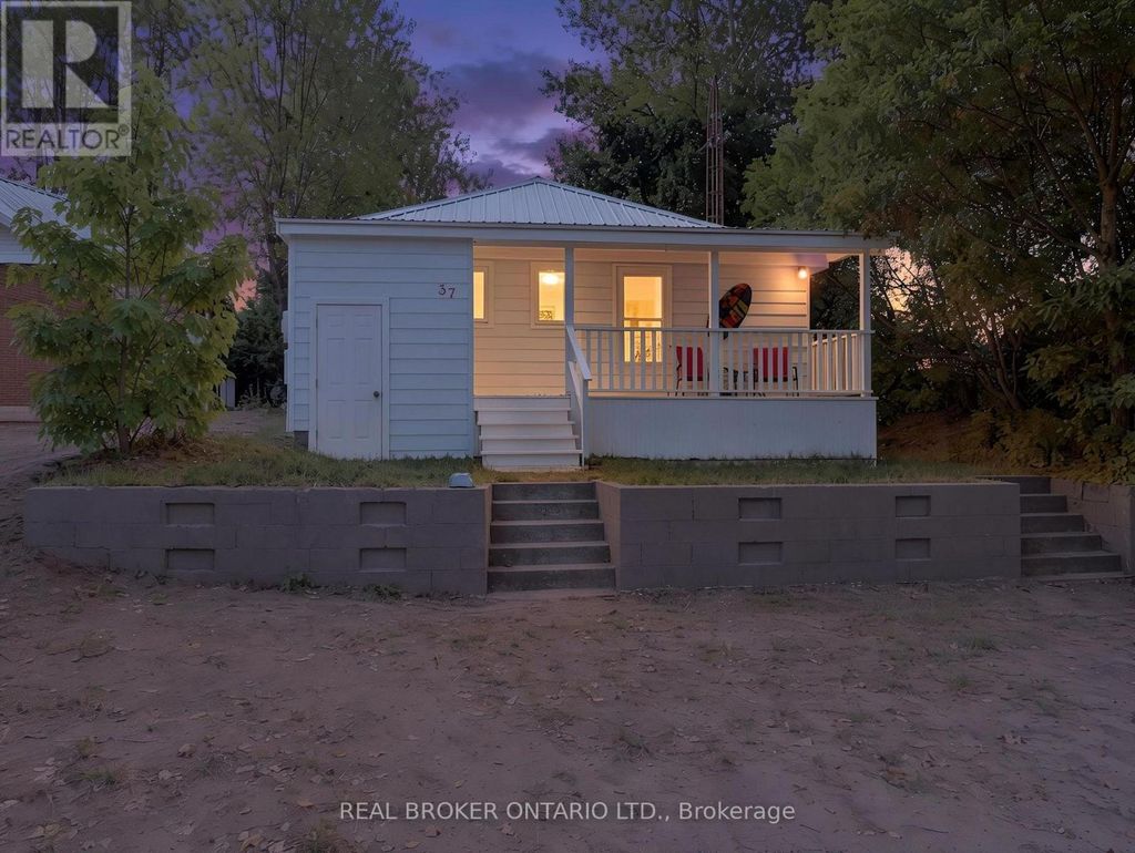 37 Woodstock Avenue, Norfolk (long Point)
