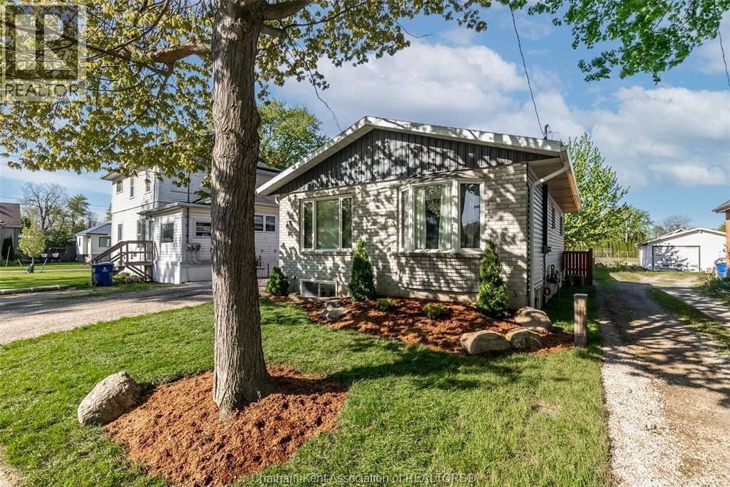 12 Lansdowne Avenue, Chatham