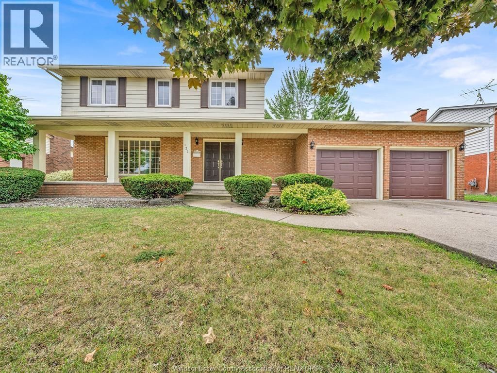 132 Lydia, Amherstburg