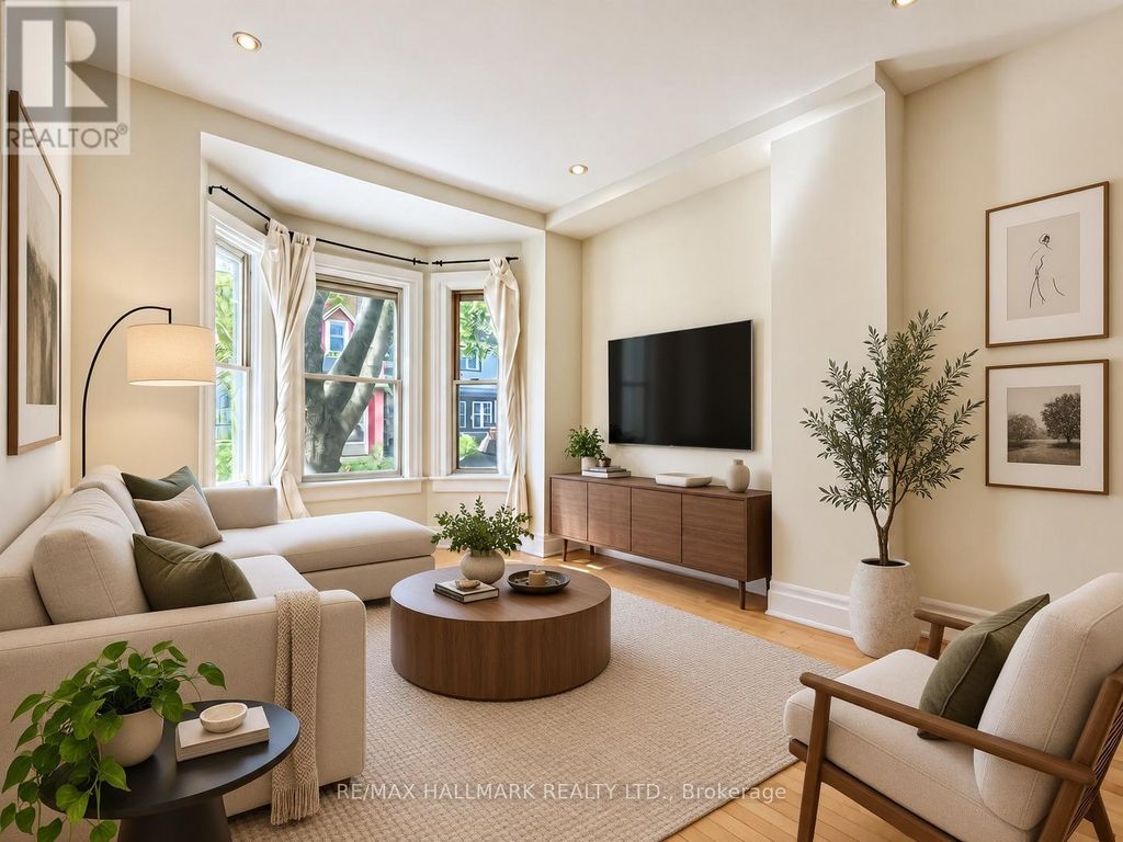 193 Boulton Avenue, Toronto (south Riverdale)