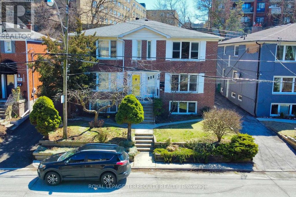 29 Love Crescent, Toronto (east End-Danforth)