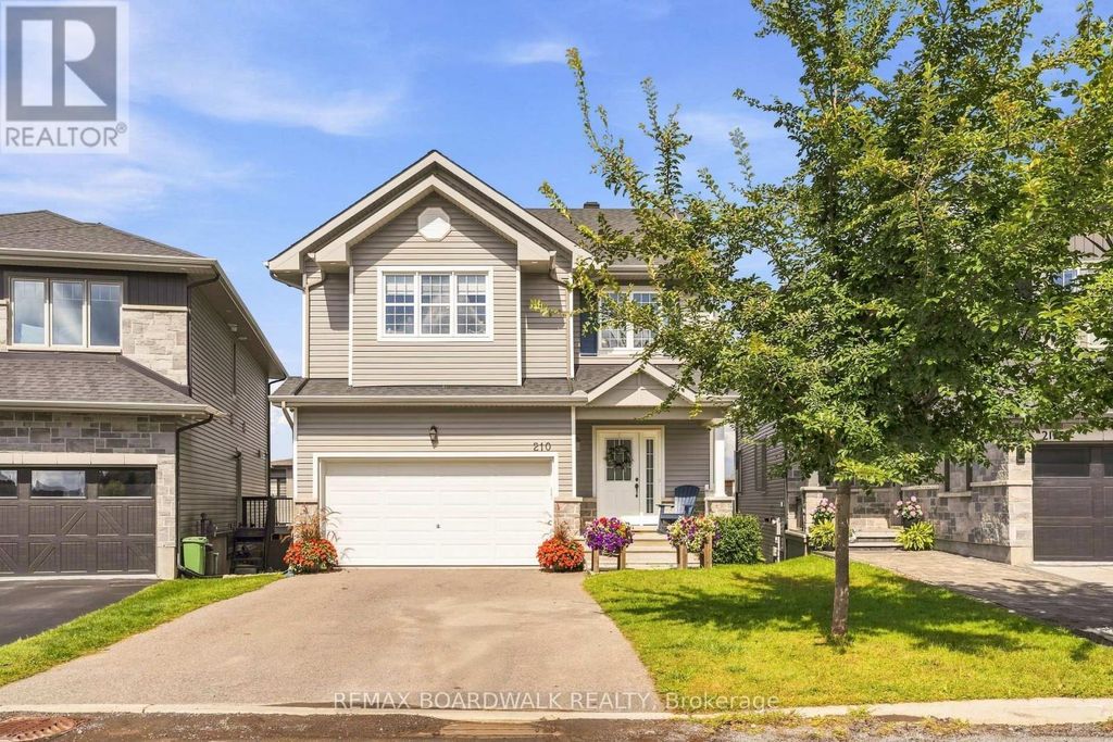 210 Pingwi Place, Ottawa