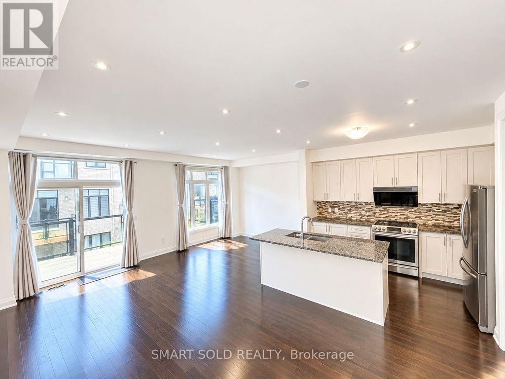 35 Duncombe Lane, Richmond Hill (south Richvale)
