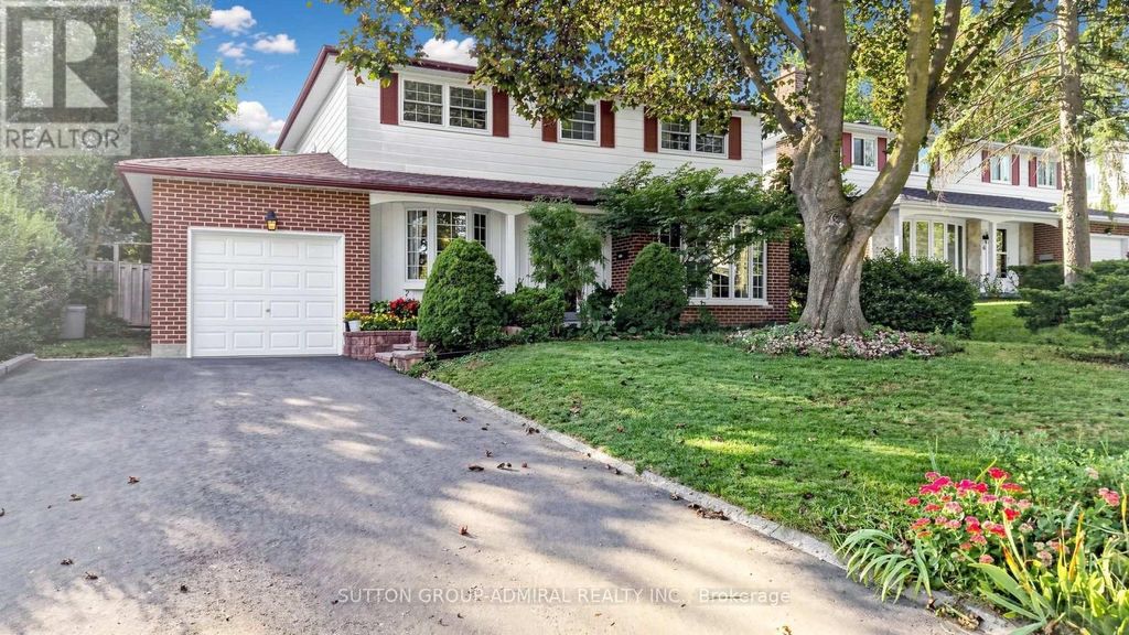 4 Shady Lane Crescent, Markham (royal Orchard)
