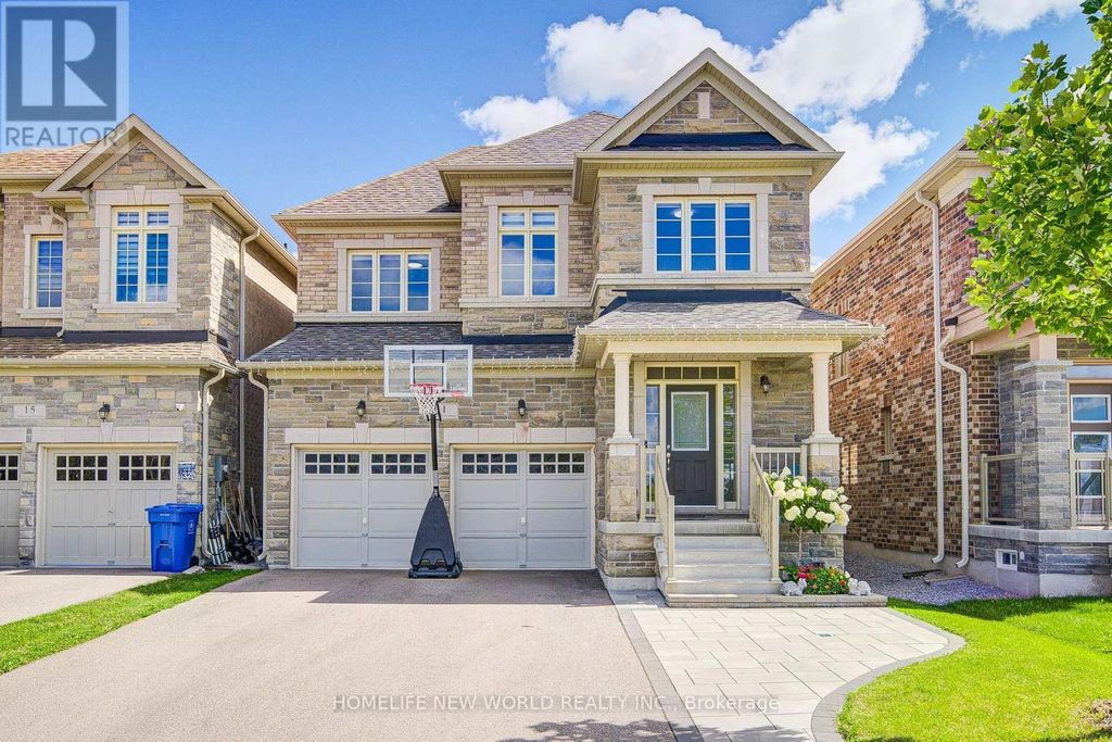 11 Conductor Avenue, Whitchurch-Stouffville (stouffville)