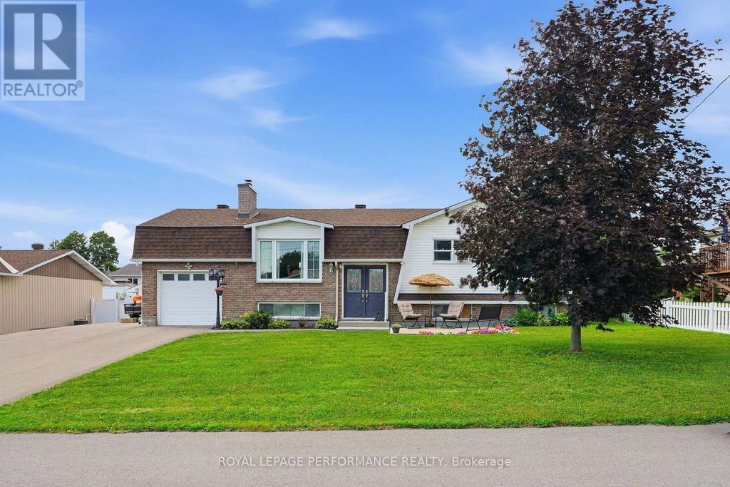 321 Sainte-anne Street, Clarence-Rockland