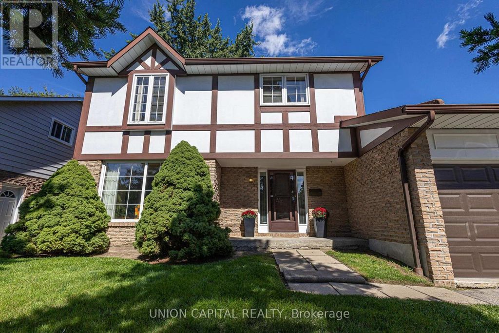 223 Centre Street W, Richmond Hill (mill Pond)