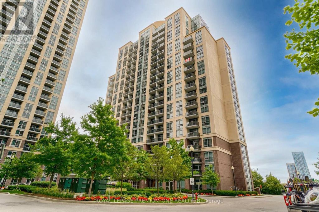 911 - 1 Michael Power Place, Toronto (islington-City Centre West)