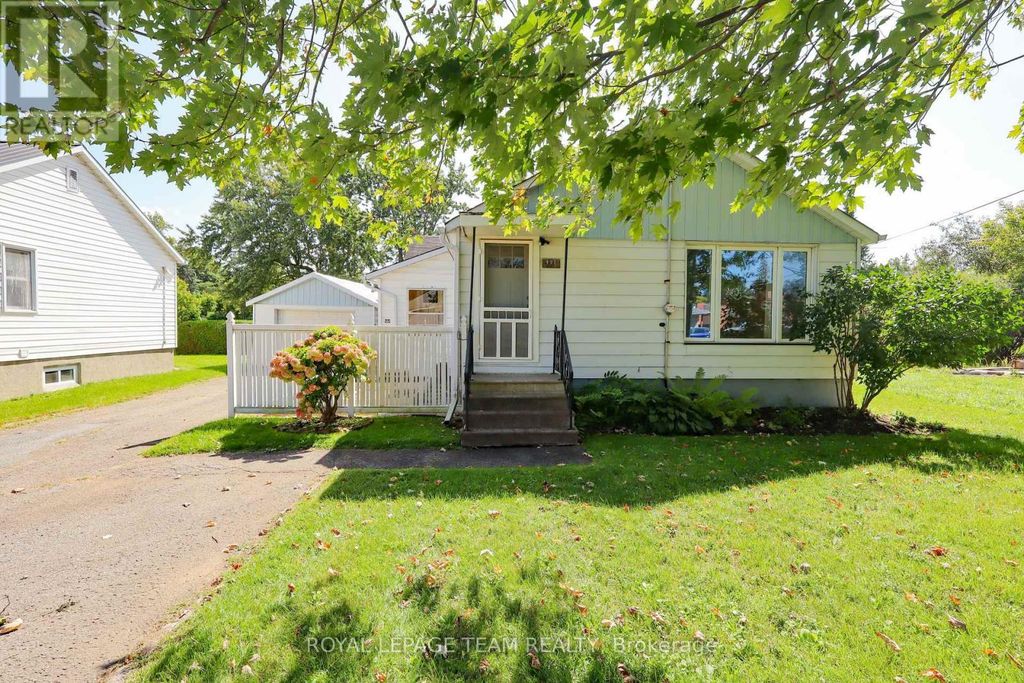 491 York Street, North Dundas