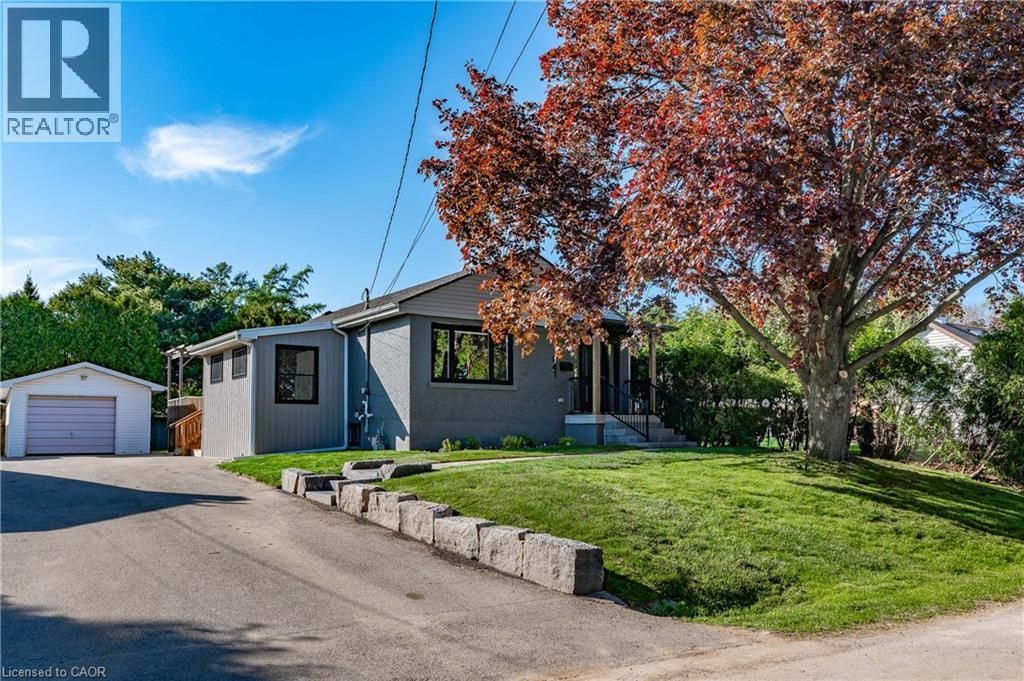 1041 Shepherd's Drive, Burlington