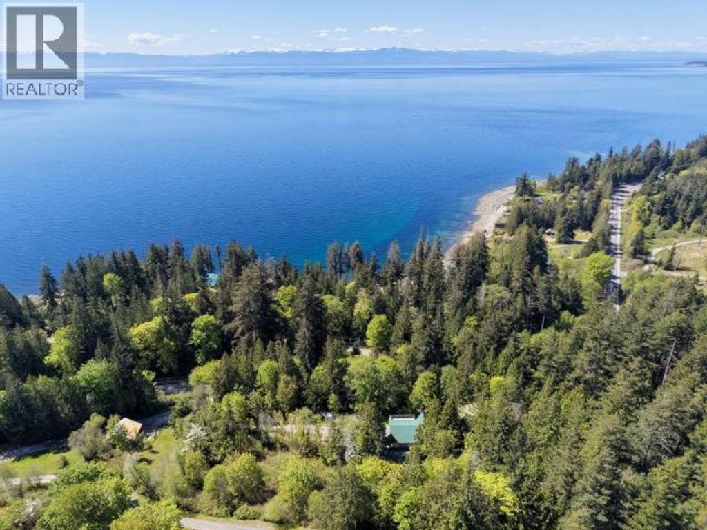 4070 Highway 101, Powell River