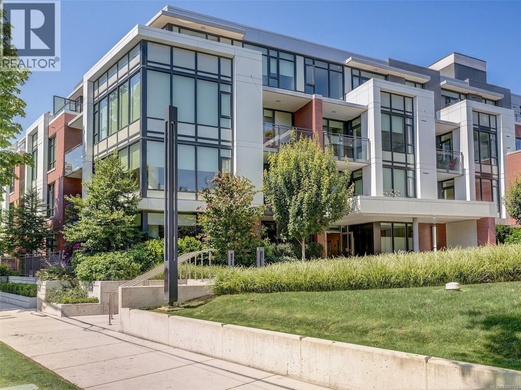 302 530 Michigan St, Victoria