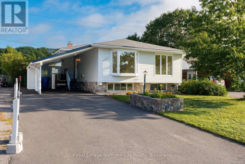 2043 Mckeown Avenue, North Bay (widdifield)