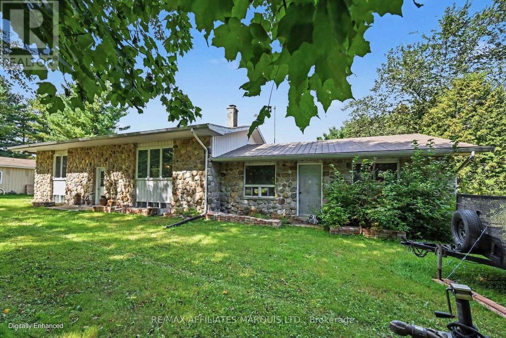 21111 Conc 8 Road, South Glengarry