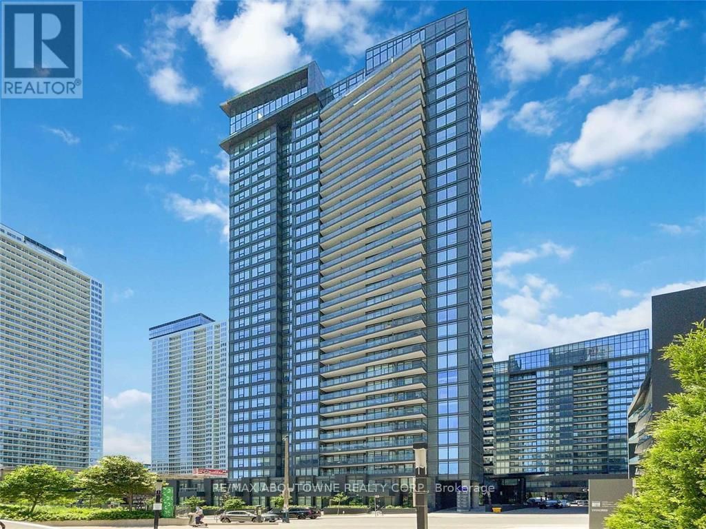 2201 - 70 Queens Wharf Road, Toronto (waterfront Communities)