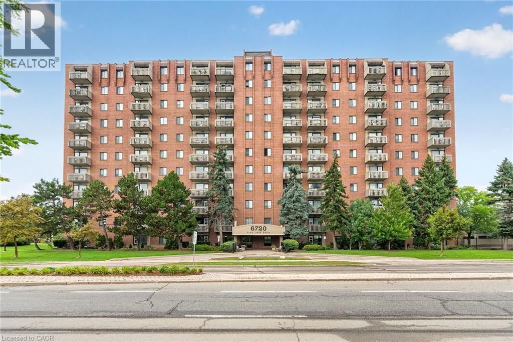 6720 Glen Erin Drive Unit# 404, Mississauga