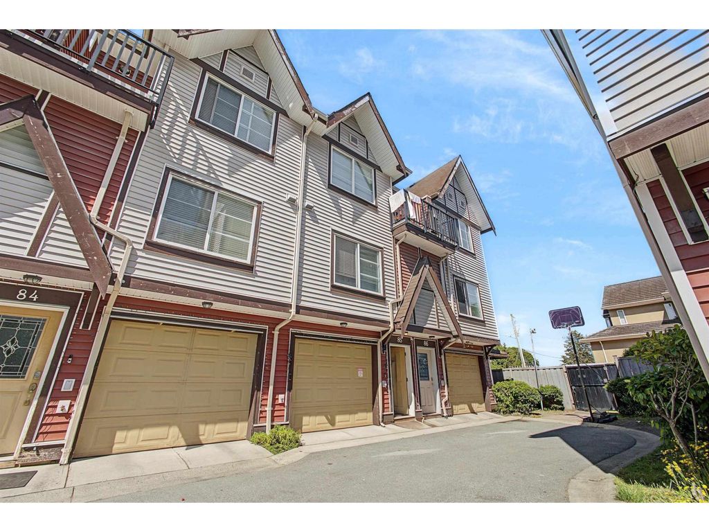 85 9405 121 Street, Surrey