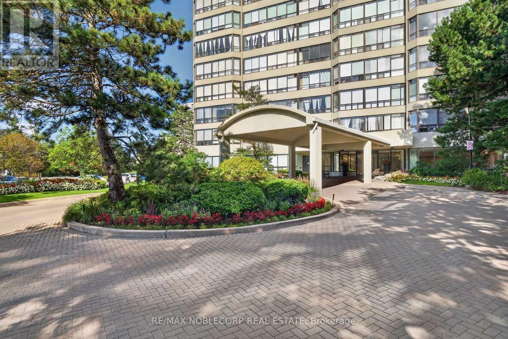 1603 - 22 Hanover Road, Brampton (queen Street Corridor)