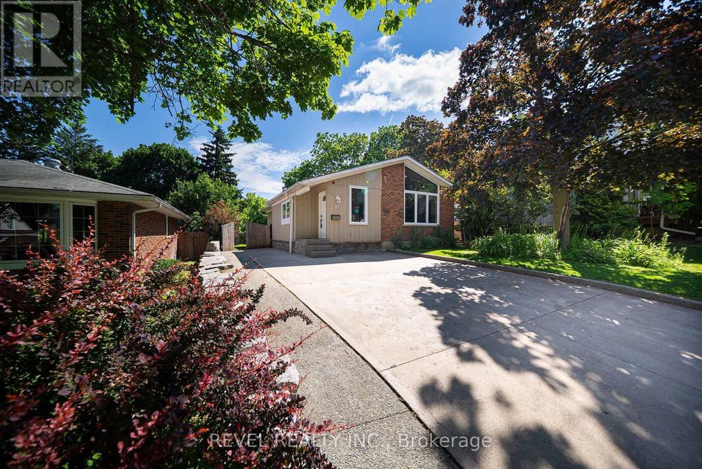 17 Flynn Avenue, Cambridge