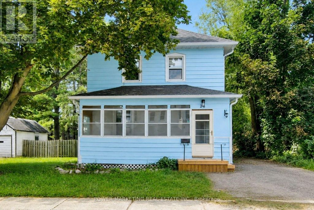 28 Montague Street, Smiths Falls