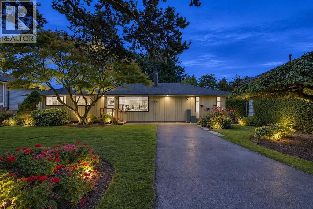 2161 Floralynn Crescent, North Vancouver