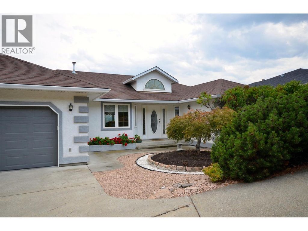 7927 Stoneridge Drive, Coldstream