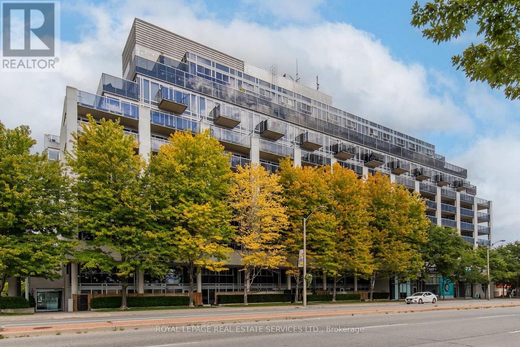 215 - 1040 The Queensway, Toronto (islington-City Centre West)