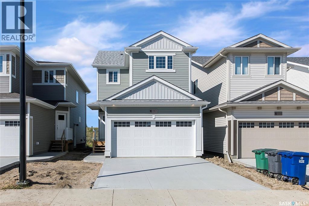 563 Traeger Manor, Saskatoon