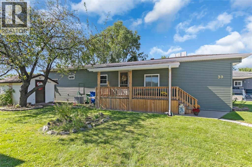39 Wilder South, Lakeshore
