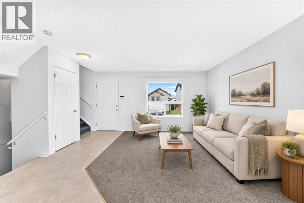 179 Saddlemead Green Ne, Calgary