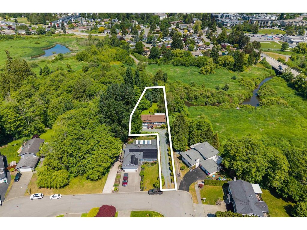 19949 51 Avenue, Langley