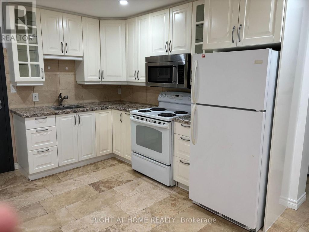 Unit 8 - 611 Gerrard Street E, Toronto (south Riverdale)
