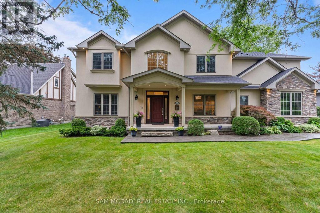 955 Caldwell Avenue, Mississauga (lorne Park)