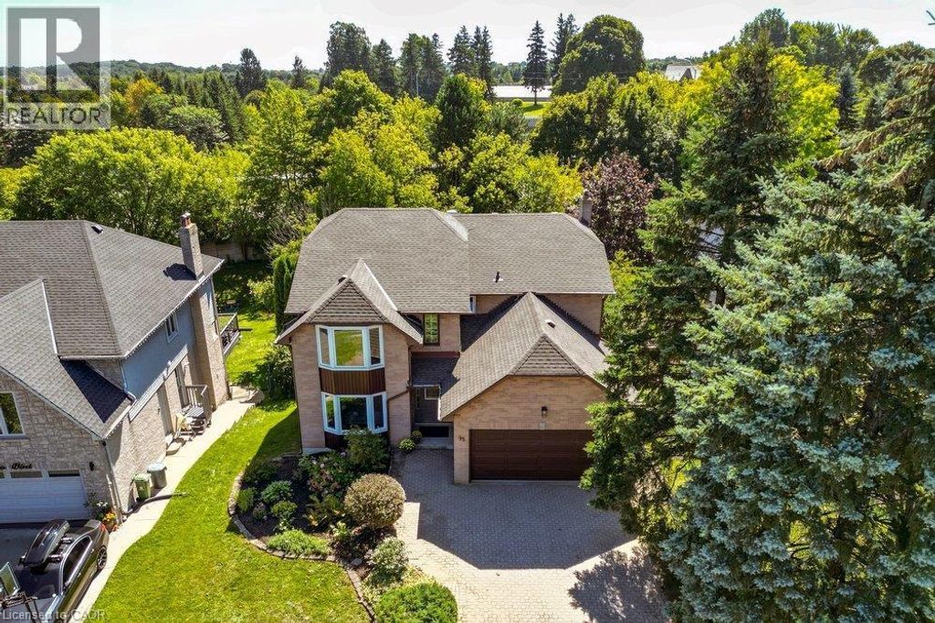 95 Oneida Boulevard, Ancaster