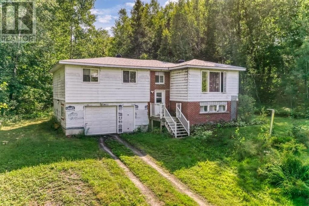 1771 Nepewassi Lake, Estaire