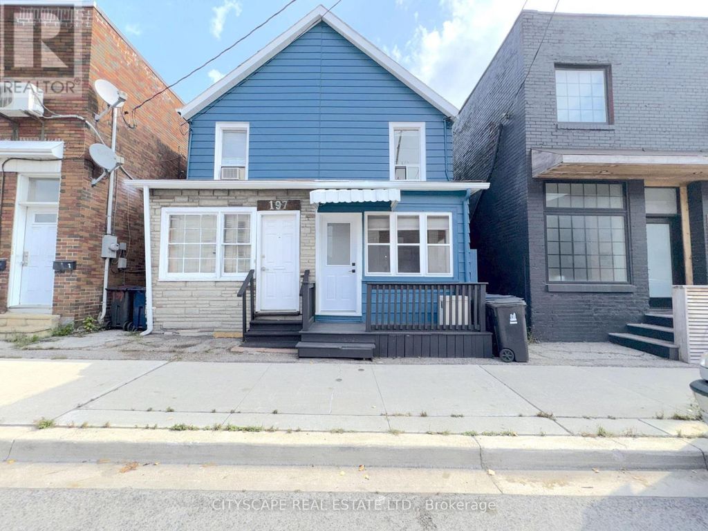 195 Islington Avenue, Toronto (new Toronto)