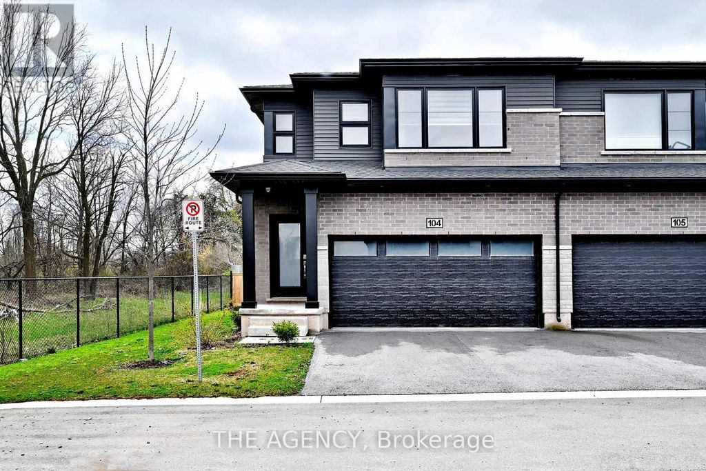 104 - 4552 Portage Road, Niagara Falls (cherrywood)