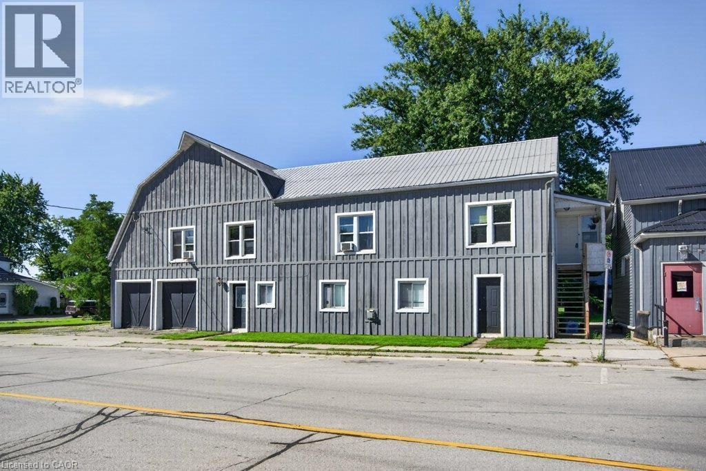 4 Erie Avenue, Fisherville