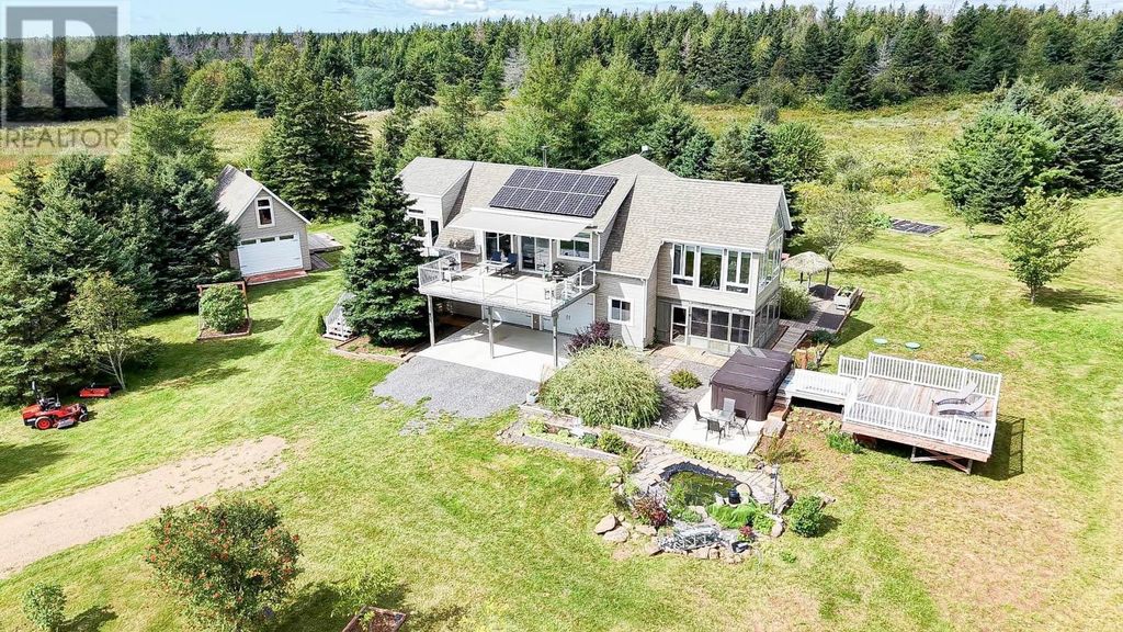 11348 Shore Road, Little Sands