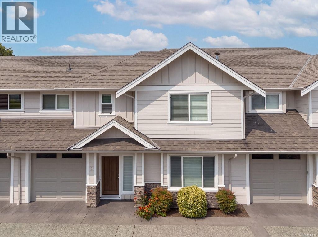 2 2419 Malaview Ave, Sidney